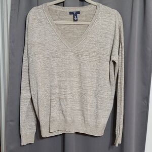 Gap V-neck Holiday sweater size M